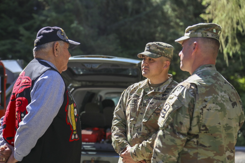 New Totem Pole on Prince of Wales Island honors Alaska’s veterans