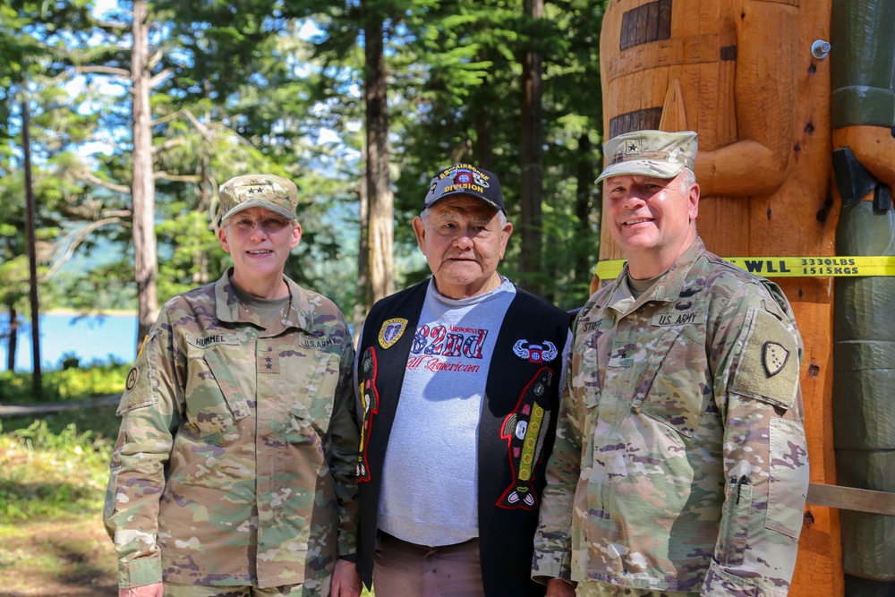 New Totem Pole on Prince of Wales Island honors Alaska’s veterans