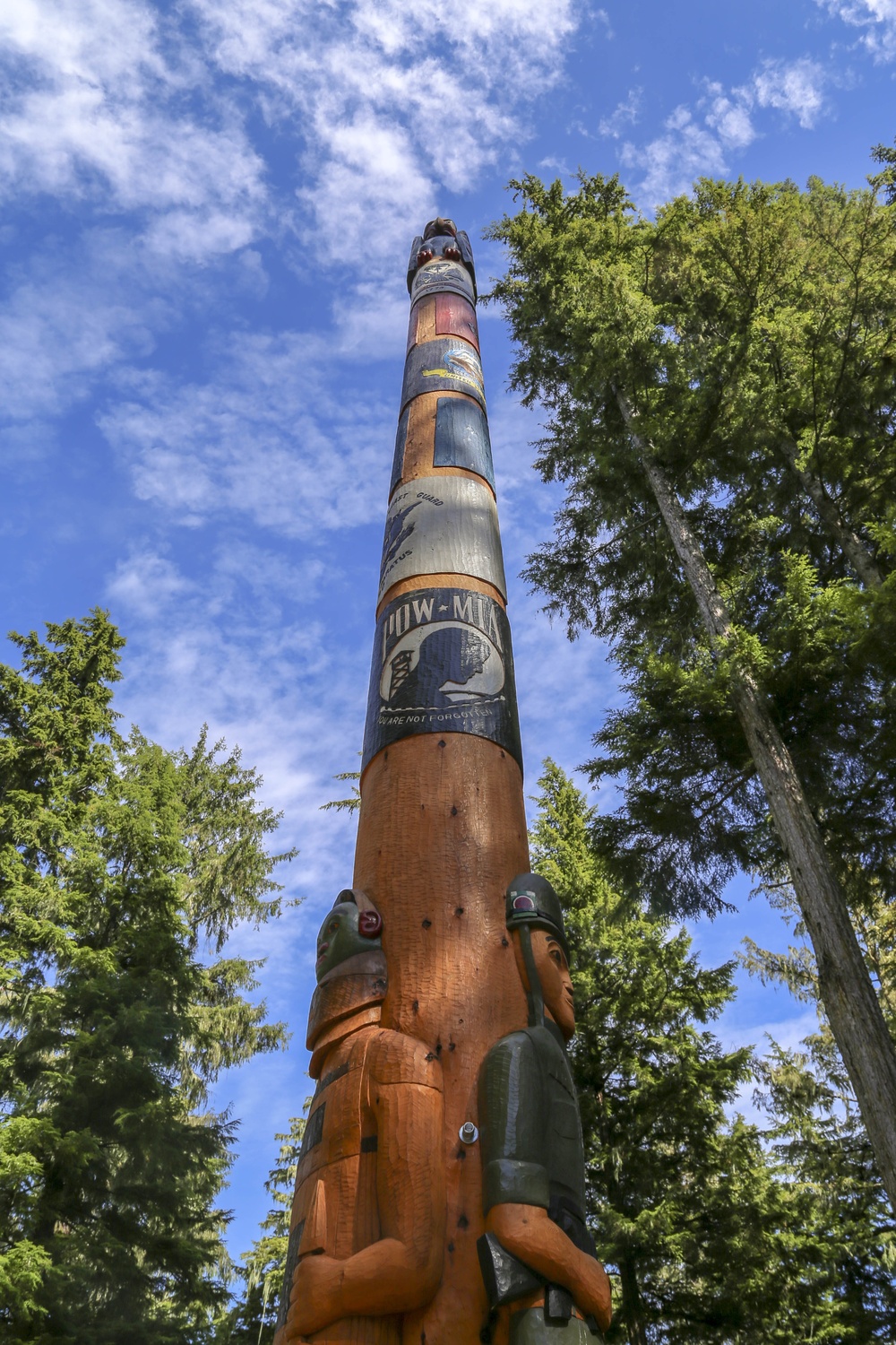 New Totem Pole on Prince of Wales Island honors Alaska’s veterans