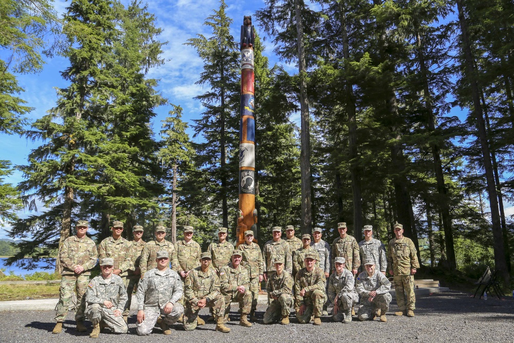 New Totem Pole on Prince of Wales Island honors Alaska’s veterans