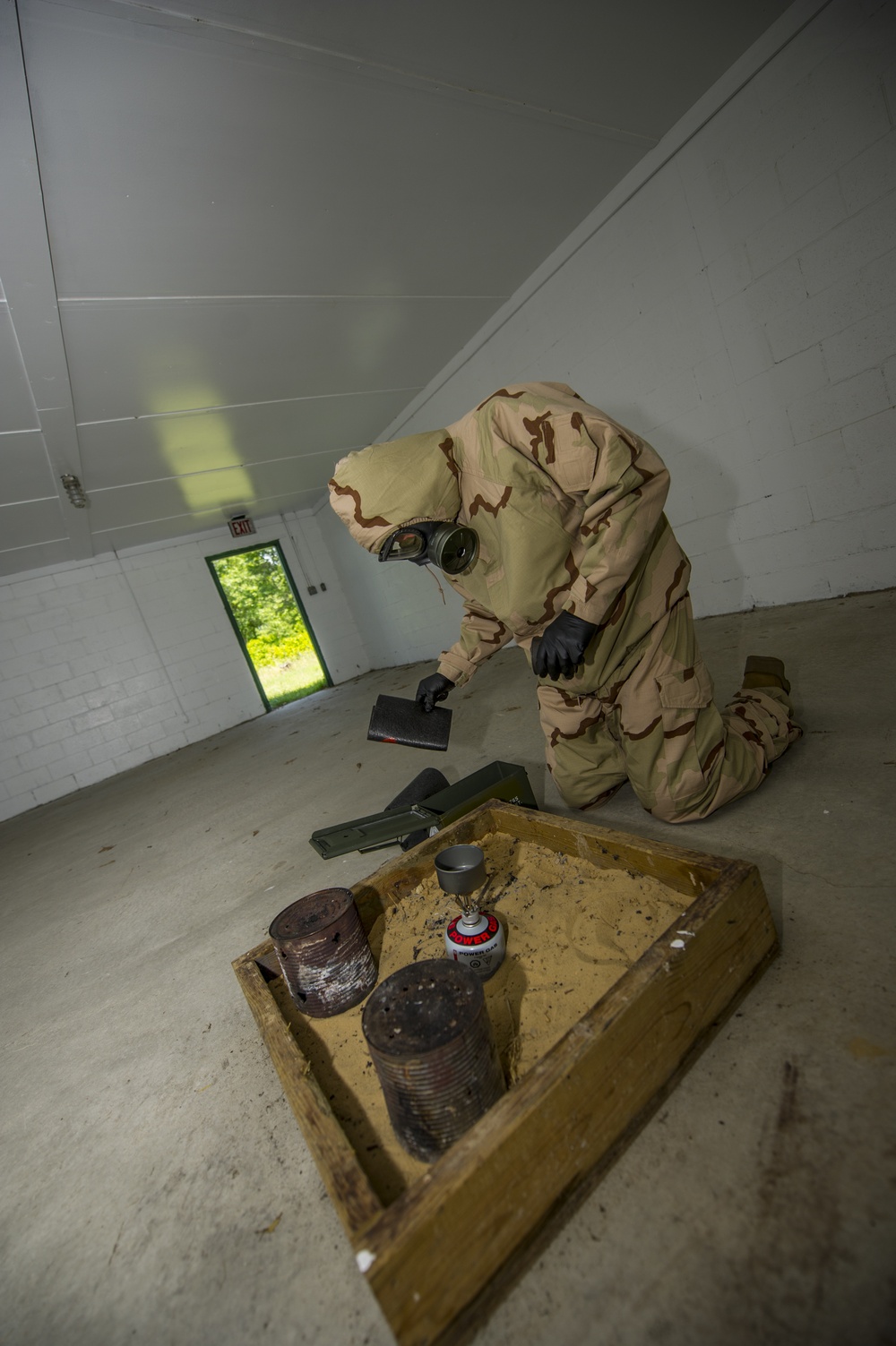 4th Reconnaissance Battalion Gas Chamber Training