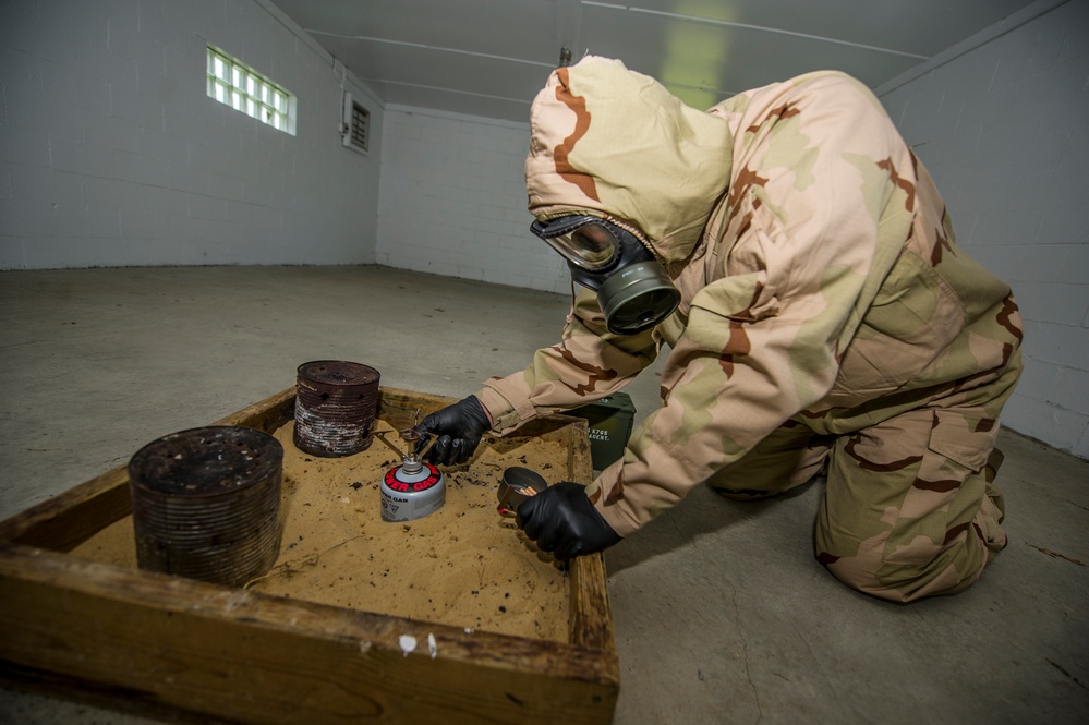 4th Reconnaissance Battalion Gas Chamber Training