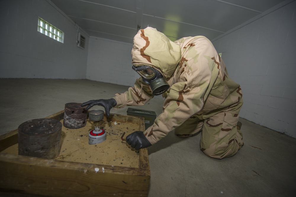 4th Reconnaissance Battalion Gas Chamber Training