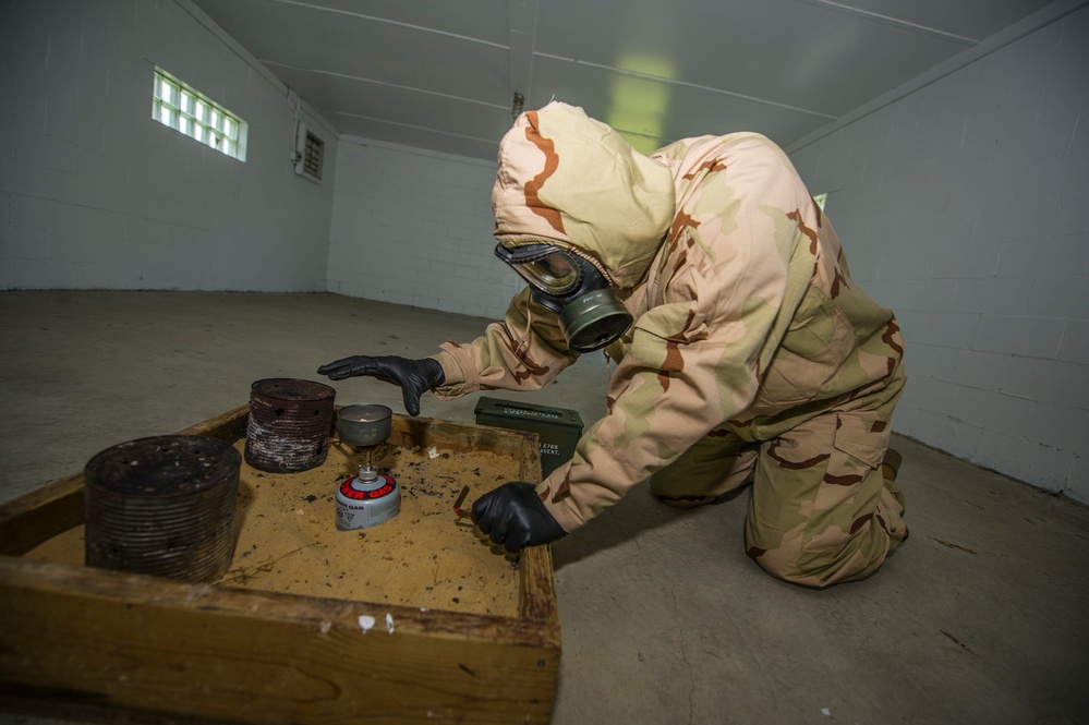 4th Reconnaissance Battalion Gas Chamber Training