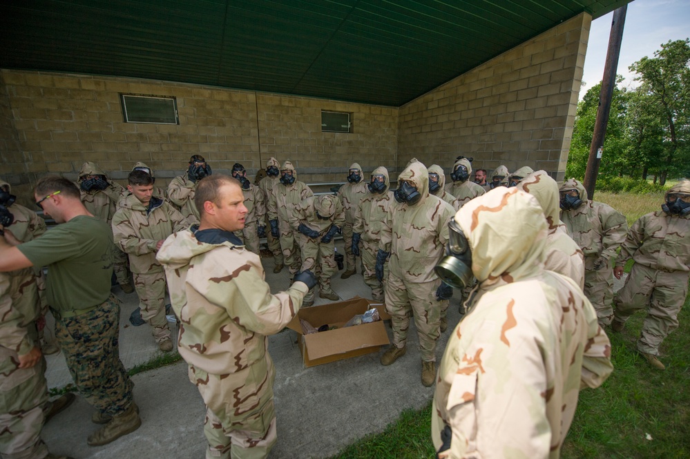 4th Reconnaissance Battalion Gas Chamber Training