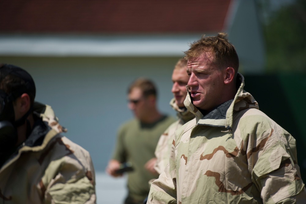 4th Reconnaissance Battalion Gas Chamber Training