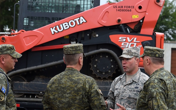 KSF Leadership visits 132d Wing