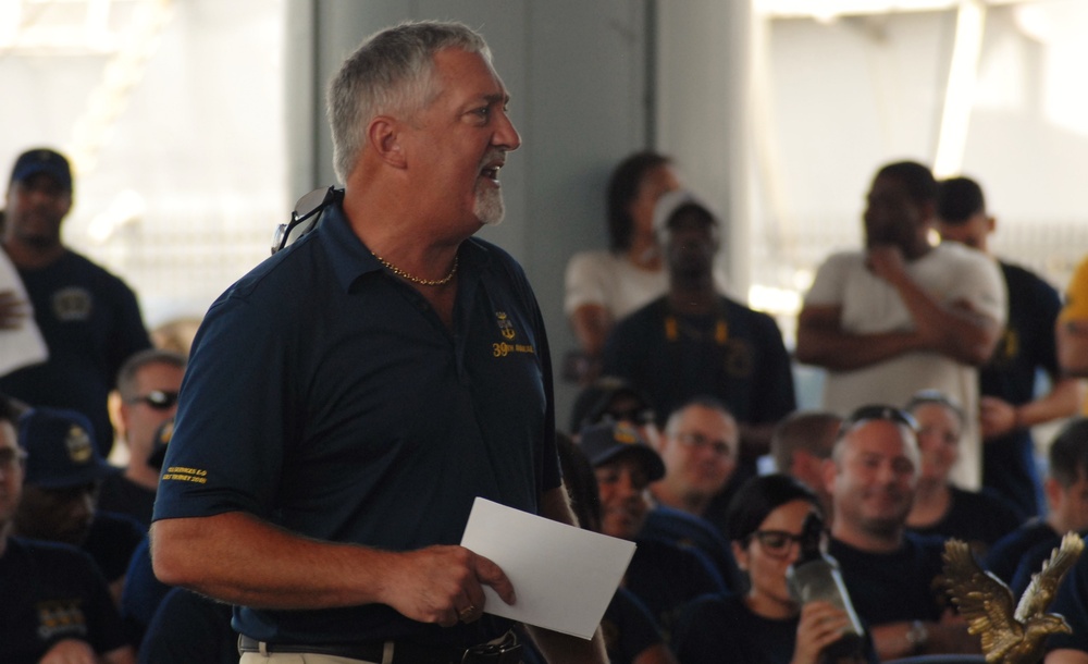 Retired Fleet Master Chief speaks to sea of CPO selectees