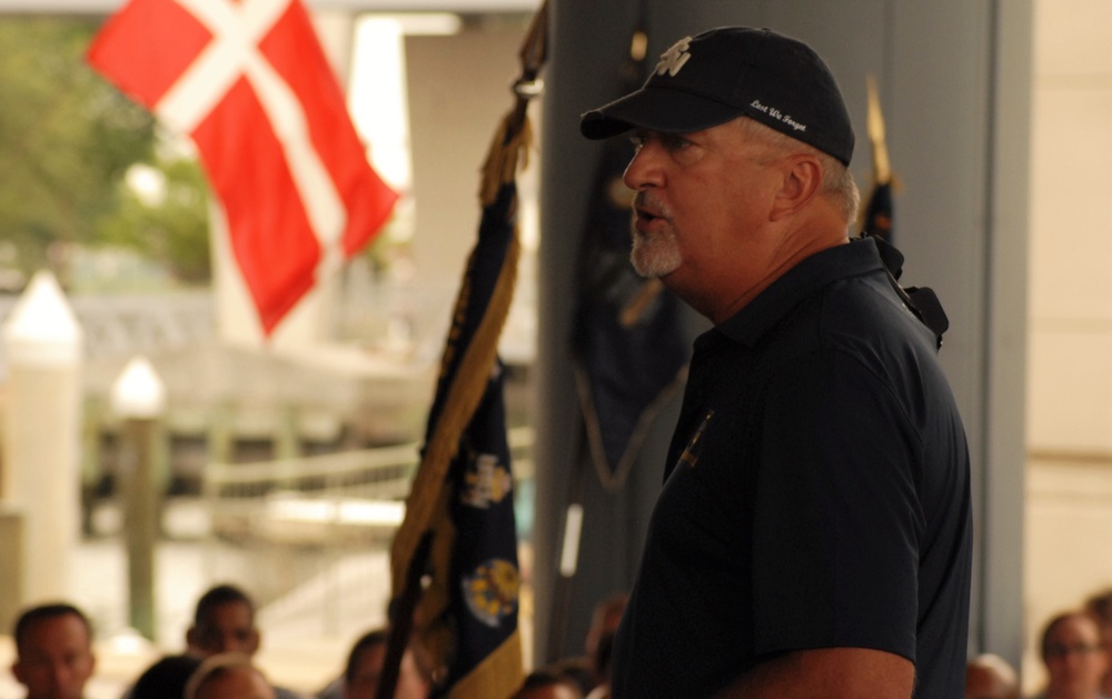 Retired Fleet Master Chief speaks to a sea of CPO selectees