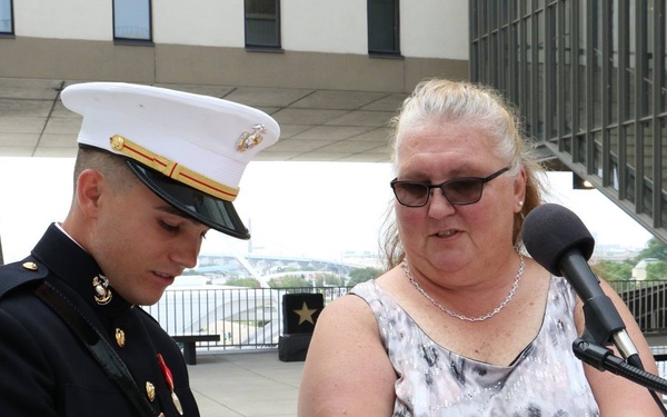 Wisconsin native commissions at War Memorial