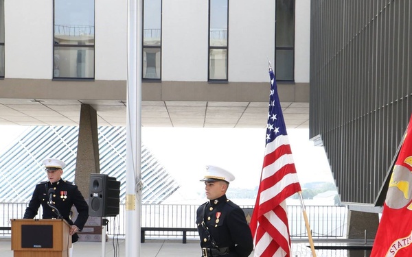 Wisconsin native commissions at War Memorial