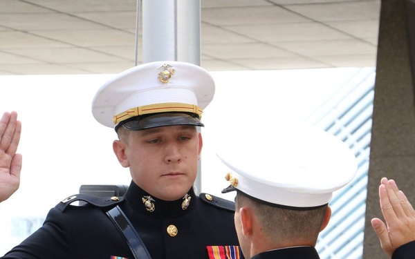 Wisconsin native commissions at War Memorial