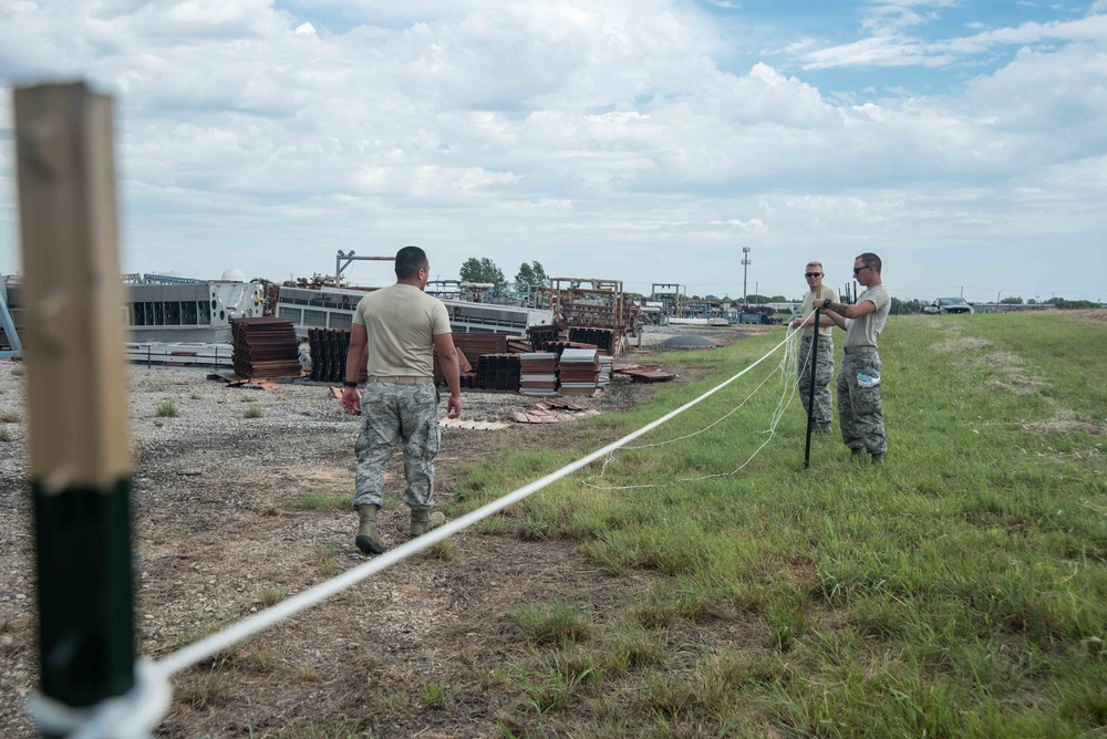 Dirt Boys prep for air show