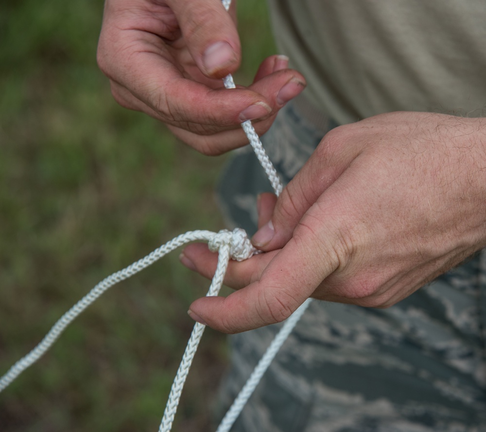 Dirt Boys prep for air show