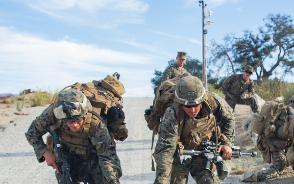 1st Marine Division Super Squad Competition