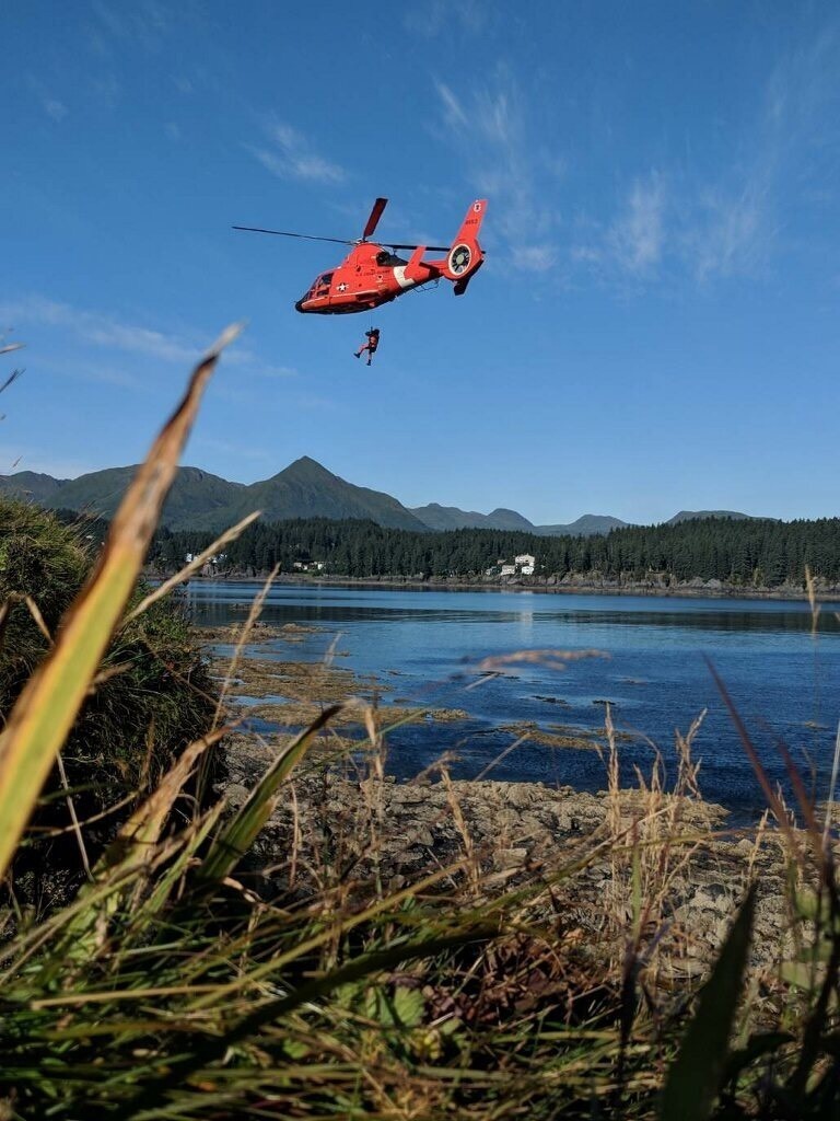 Coast Guard Air Station Kodiak conducts vertical surface training in Kodiak, Alaska