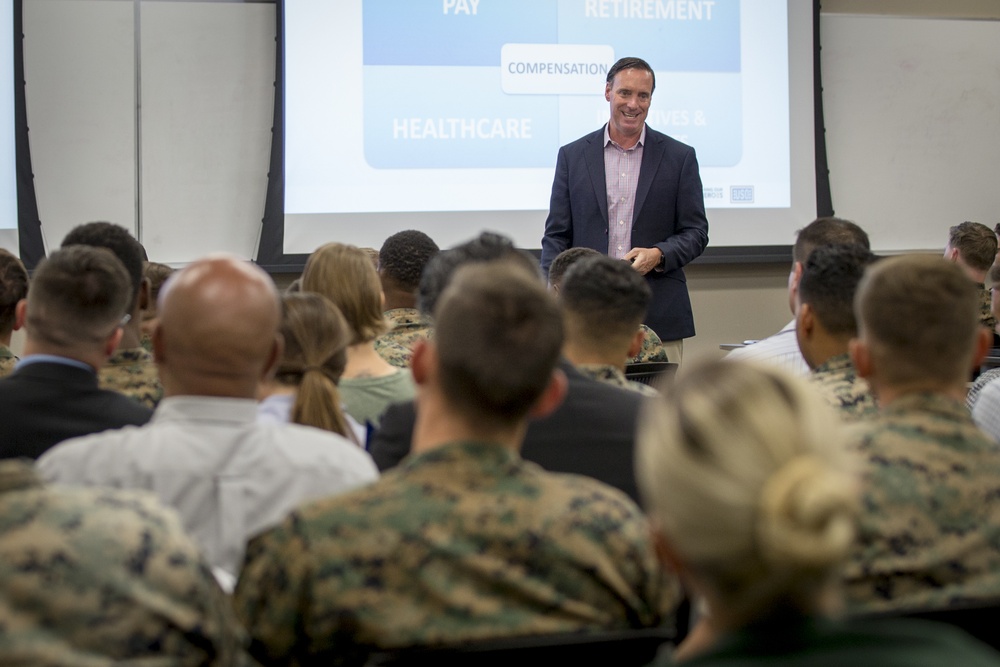 New job opportunities for service members, spouses, and veterans