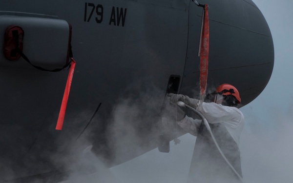 179th AW Airman provides breath of fresh air for the C-130H Hercules