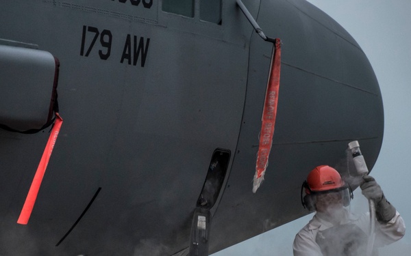 179th AW Airman provides breath of fresh air for the C-130H Hercules