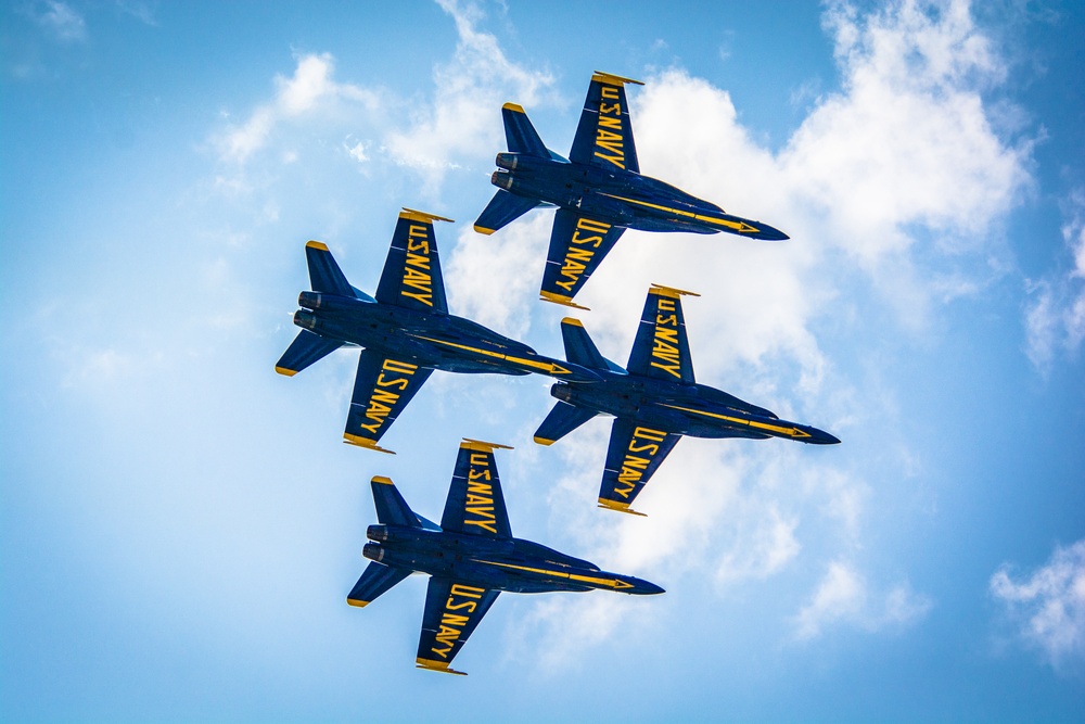 Navy Blue Angels fly over Sound of Speed