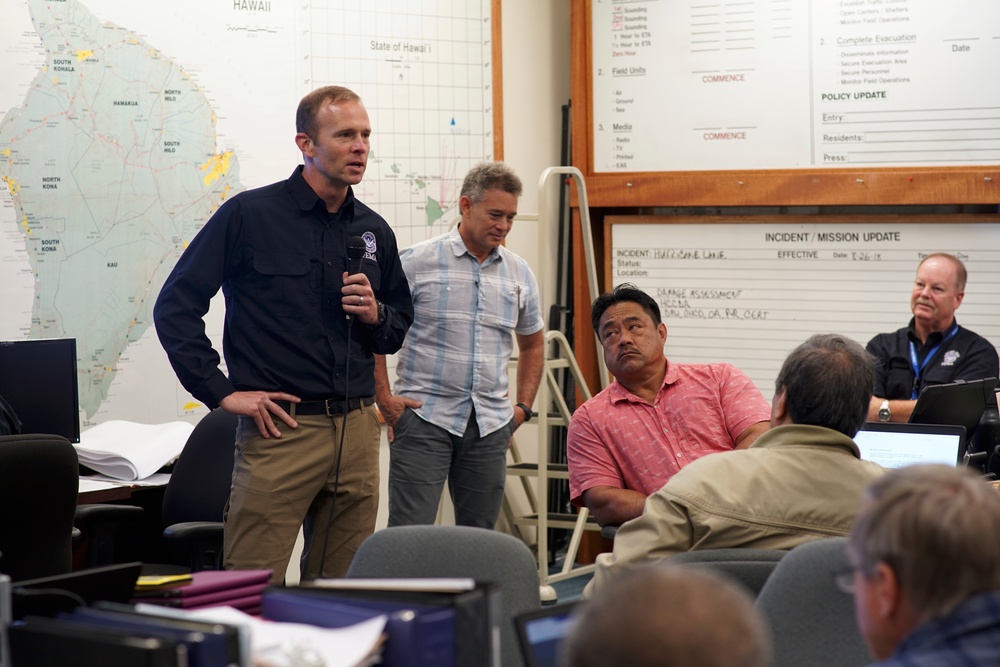 FEMA Administrator Visits Hawaii County
