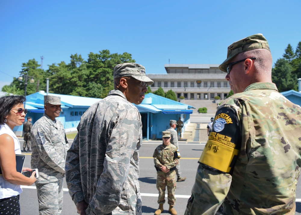 COMPACAF Visits Osan