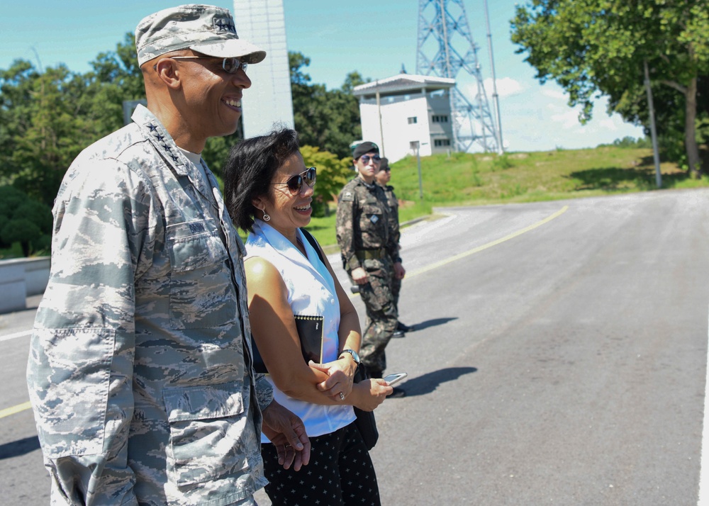 COMPACAF Visits Osan