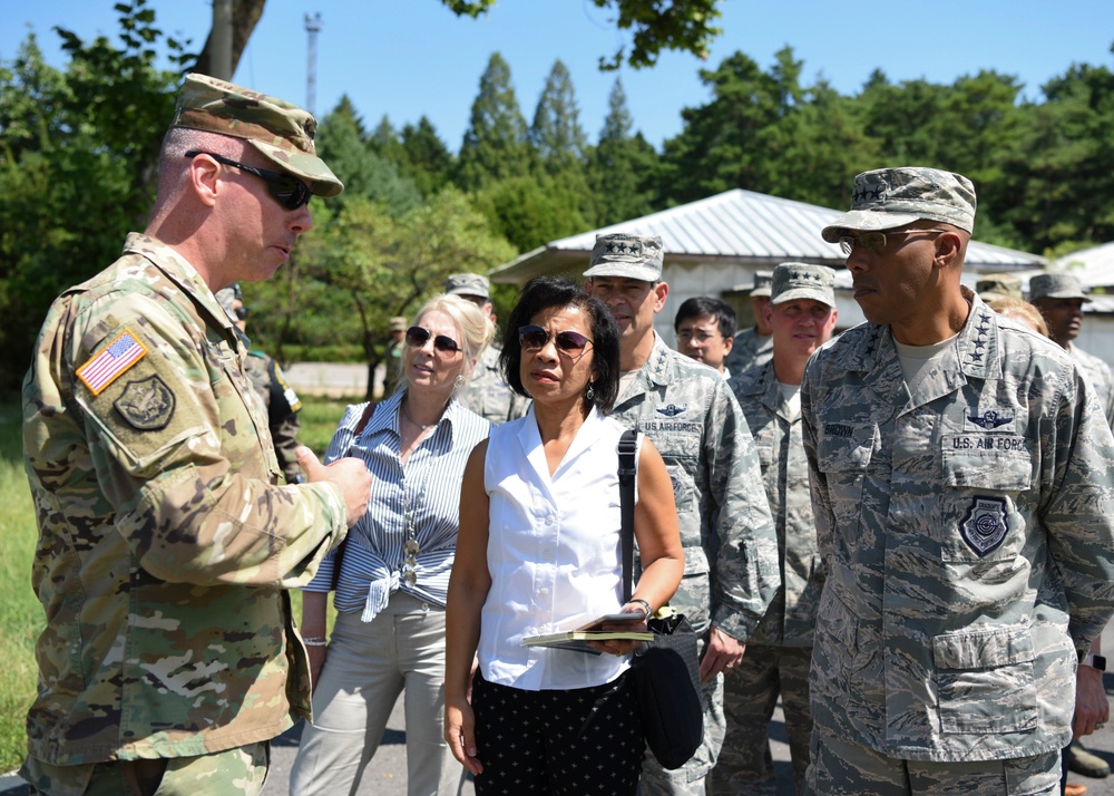 COMPACAF Visits Osan