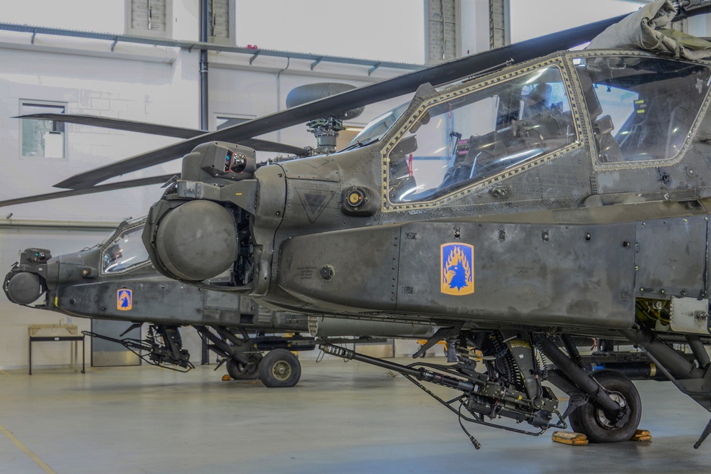 AH-64D Apache Longbow