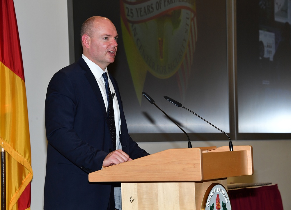 Marshall Center Course Teaches Security Pros to ‘Stay One Step Ahead’ in Fighting Criminal Networks