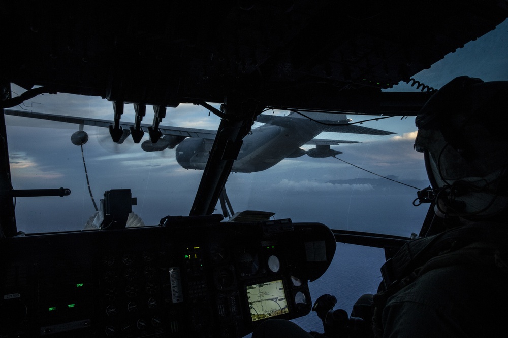 DVIDS - Images - SPMAGTF-SC CH-53 aerial gun range and refueling [Image ...