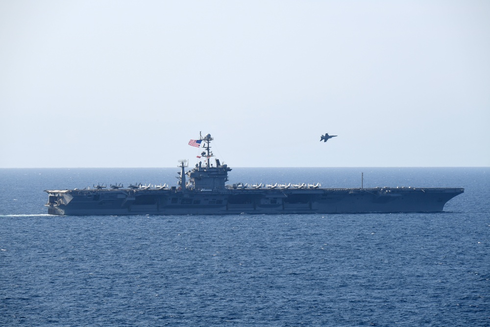 Dual Carrier Operations180830-N-EA818-0187