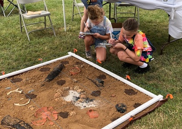 Nashville District archaeologists encourage public to preserve the past