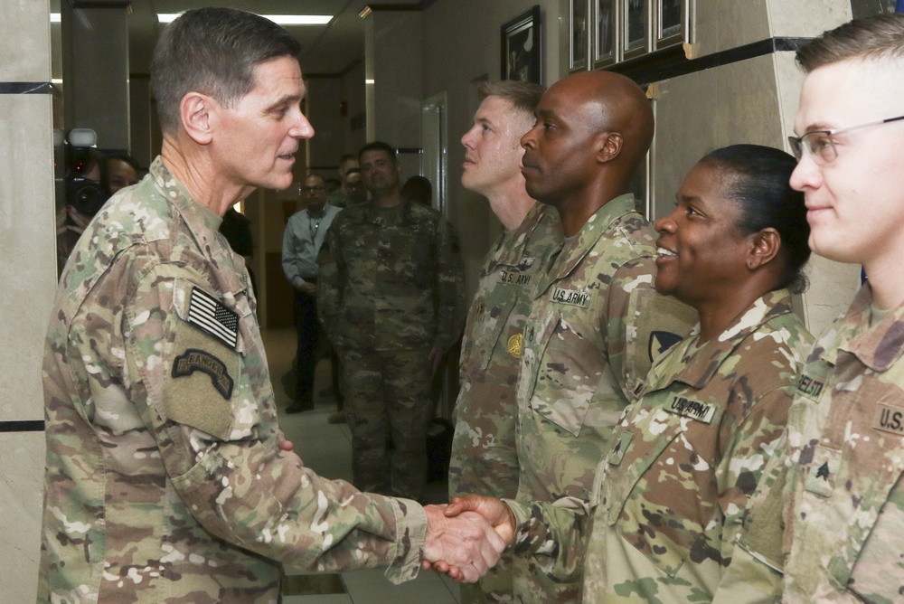 USCENTCOM Commander Visits ASG-Qatar