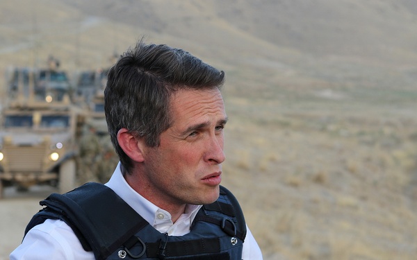 British Secretary of State for Defence visits Afghanistan