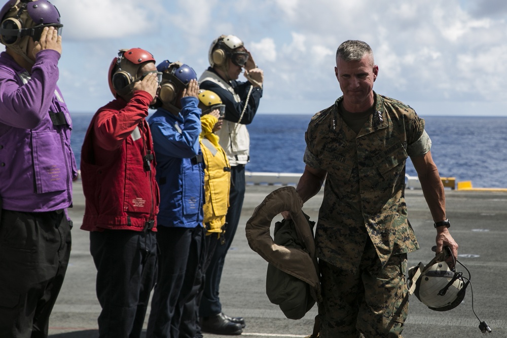 III MEF CG, I MEF deputy CG, visit embarked Marines, Sailors aboard the USS Wasp