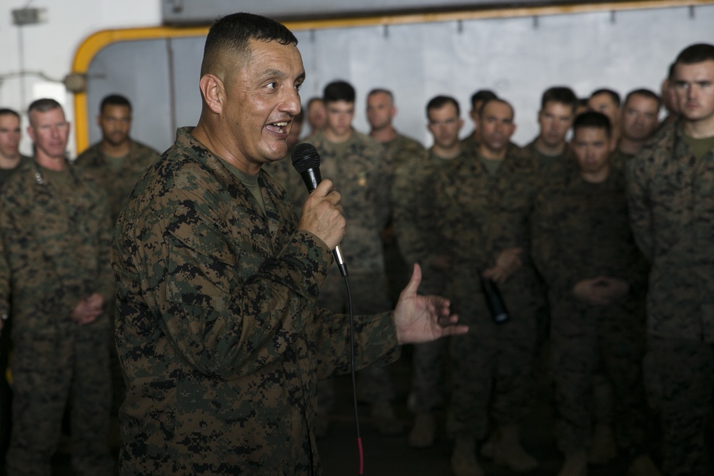 III MEF CG, I MEF deputy CG, visit embarked Marines, Sailors aboard the USS Wasp