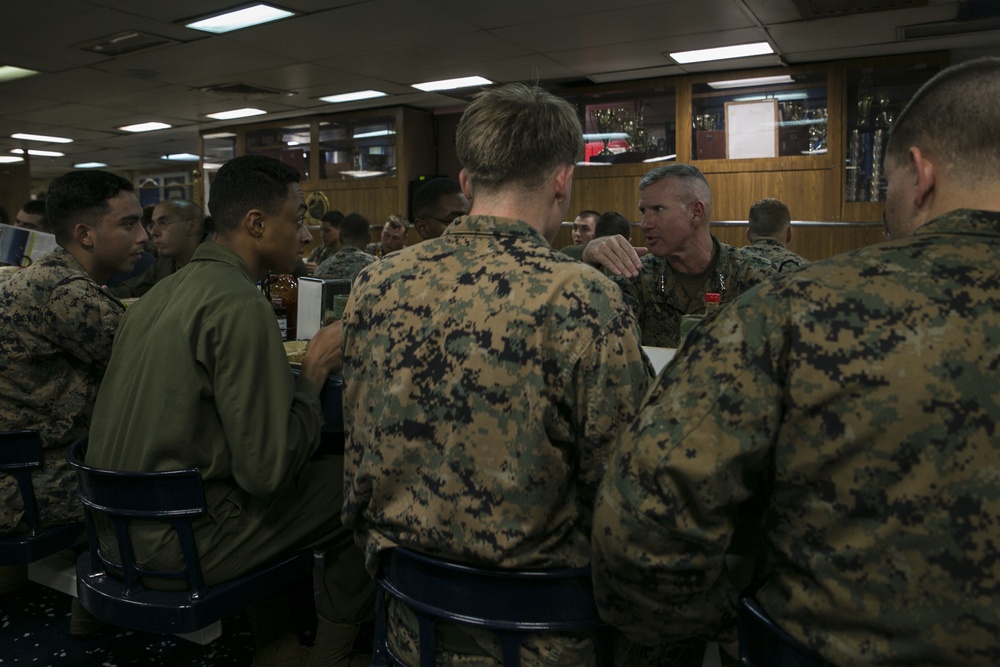 III MEF CG, I MEF deputy CG, visit embarked Marines, Sailors aboard the USS Wasp