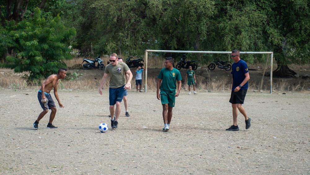 Sailors Engage in CARAT TIMOR-LESTE 2018