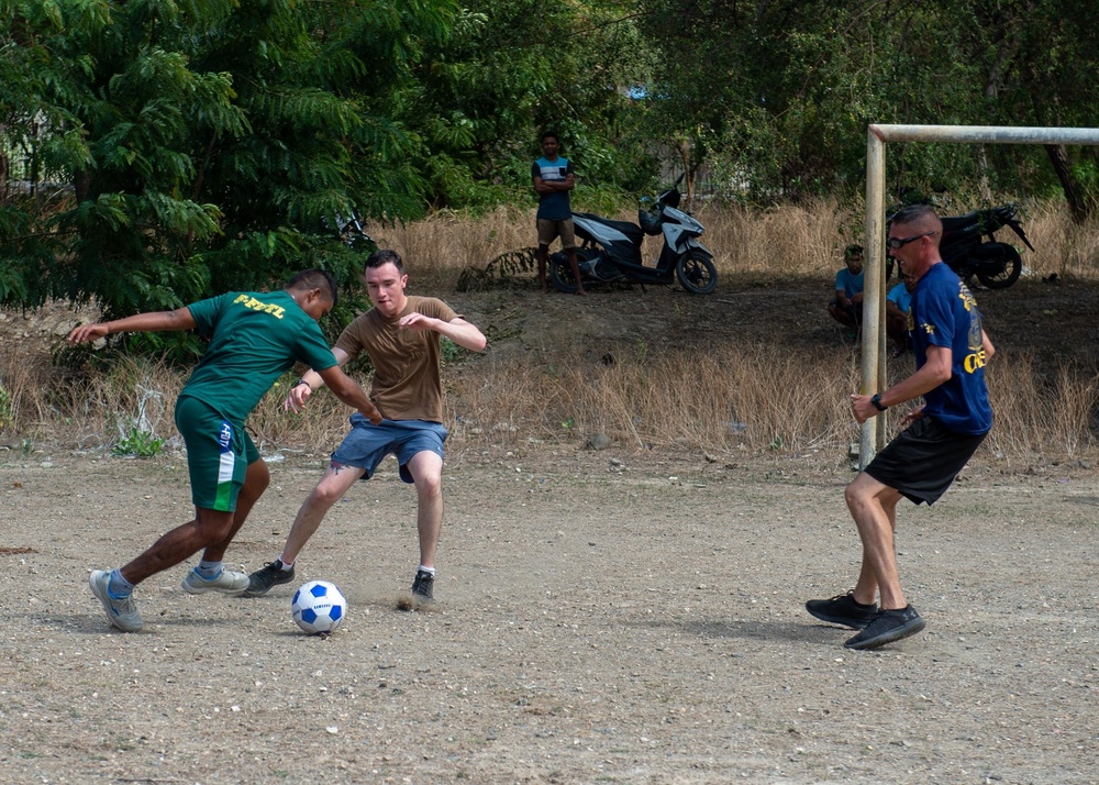 Sailors Engage in CARAT TIMOR-LESTE 2018