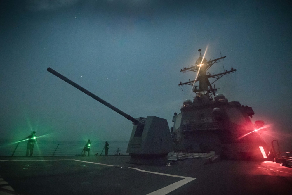 Sailors stand night watch aboard USS Jason Dunham (DDG 109)