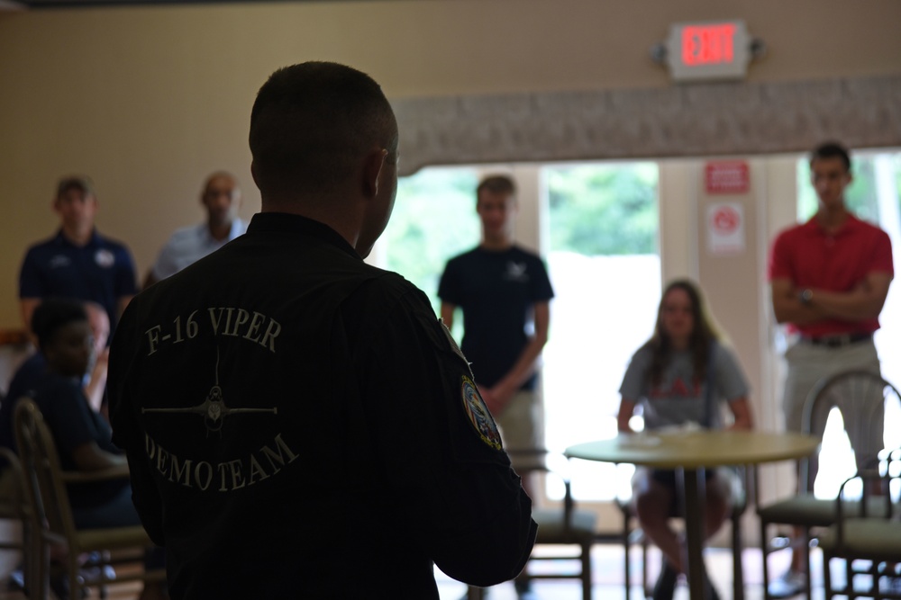 Viper strikes into Cleveland skies