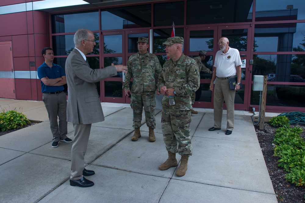 Darien headquarters receives congressional guest