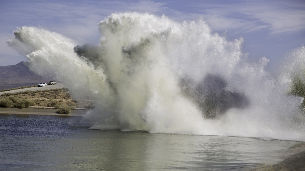 Assault Amphibious Vehicle Submersion Testing