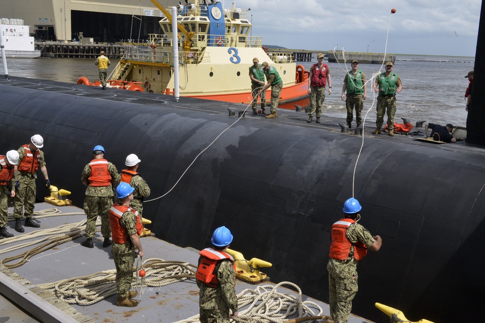 USS Maryland (SSBN 738) (Blue) Returns to Homeport