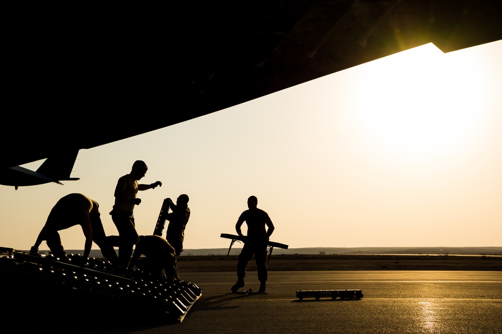 Al Udeid-based C-17s link AFRICOM, CENTCOM