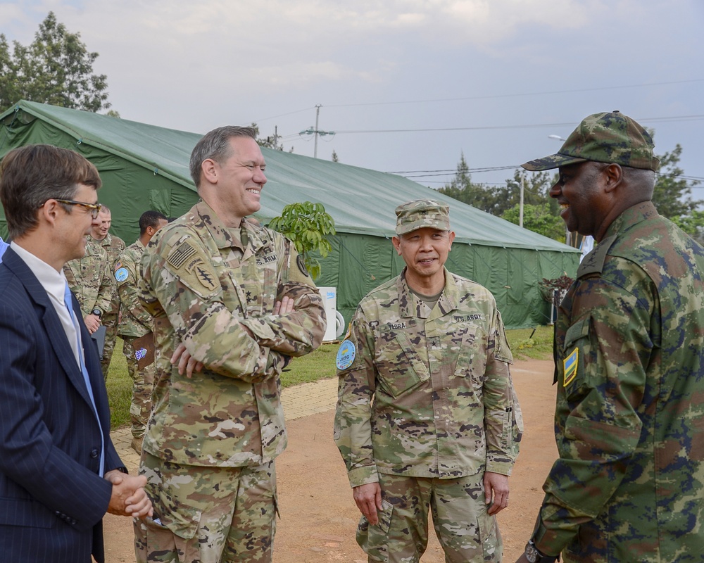 CJTF-HOA Commanding General visits Rwanda