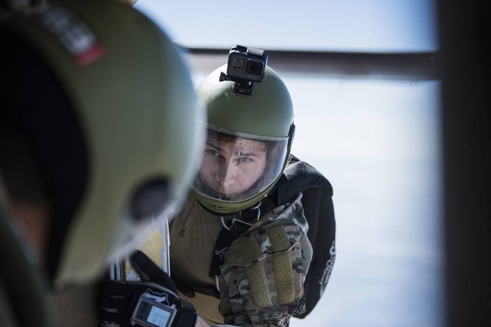 Military Freefall and Static Line Training