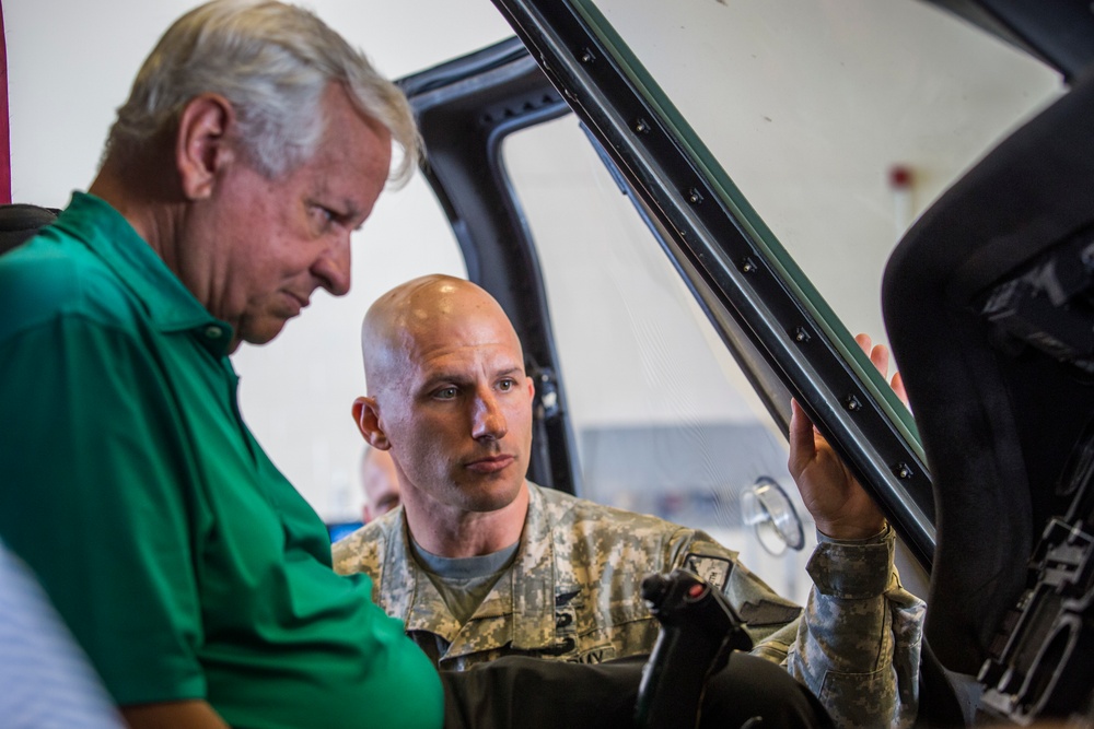 Honorary commanders visit New Jersey Army Aviation Support Facility