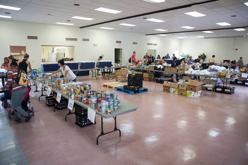 Food donations handed out across MCB Camp Pendleton